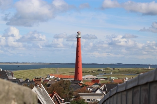 lighthouse-3419040_1920